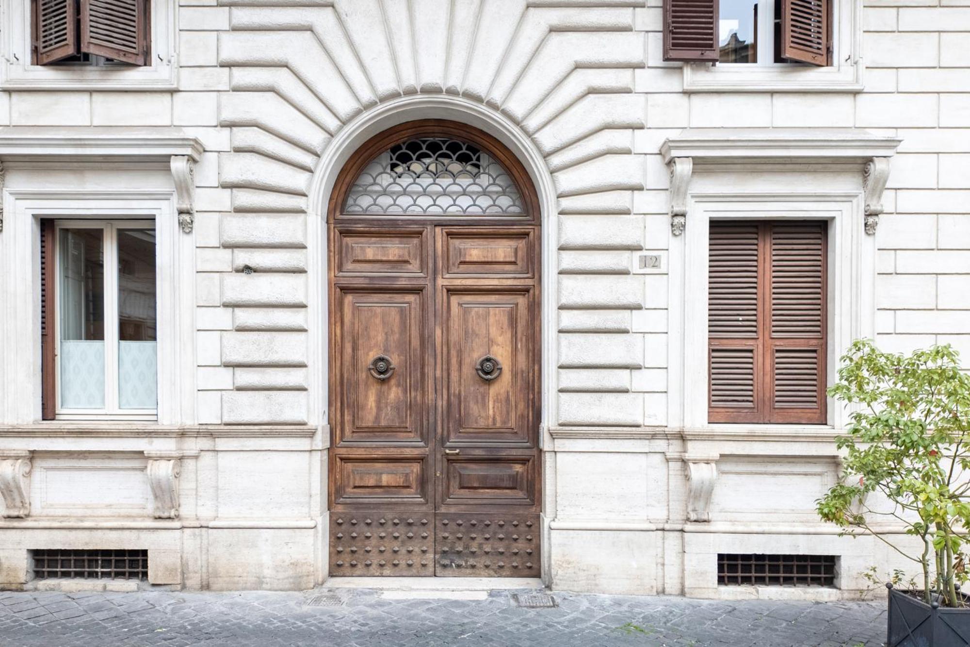 The Best In Rome Orologio Exterior photo